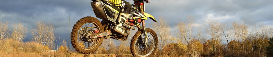 dirt-bike-209489_1920